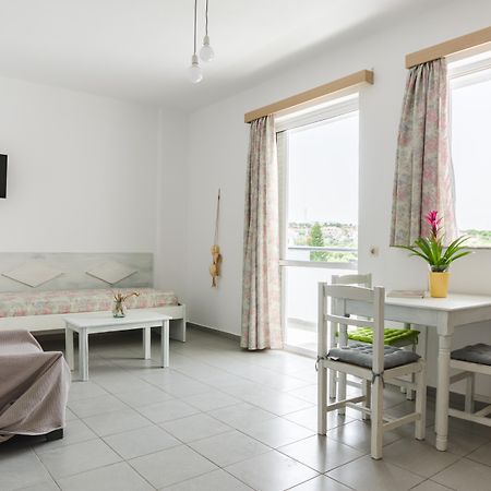 Happiness Apartments ヘルソニソス エクステリア 写真